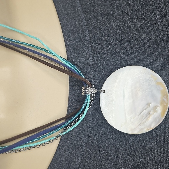 MOTHER OF PEARL COASTAL COLORS MULTISTRAND NECKLACE - Picture 5 of 7